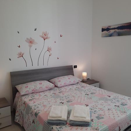 Casa Vacanza Serena Лече Екстериор снимка