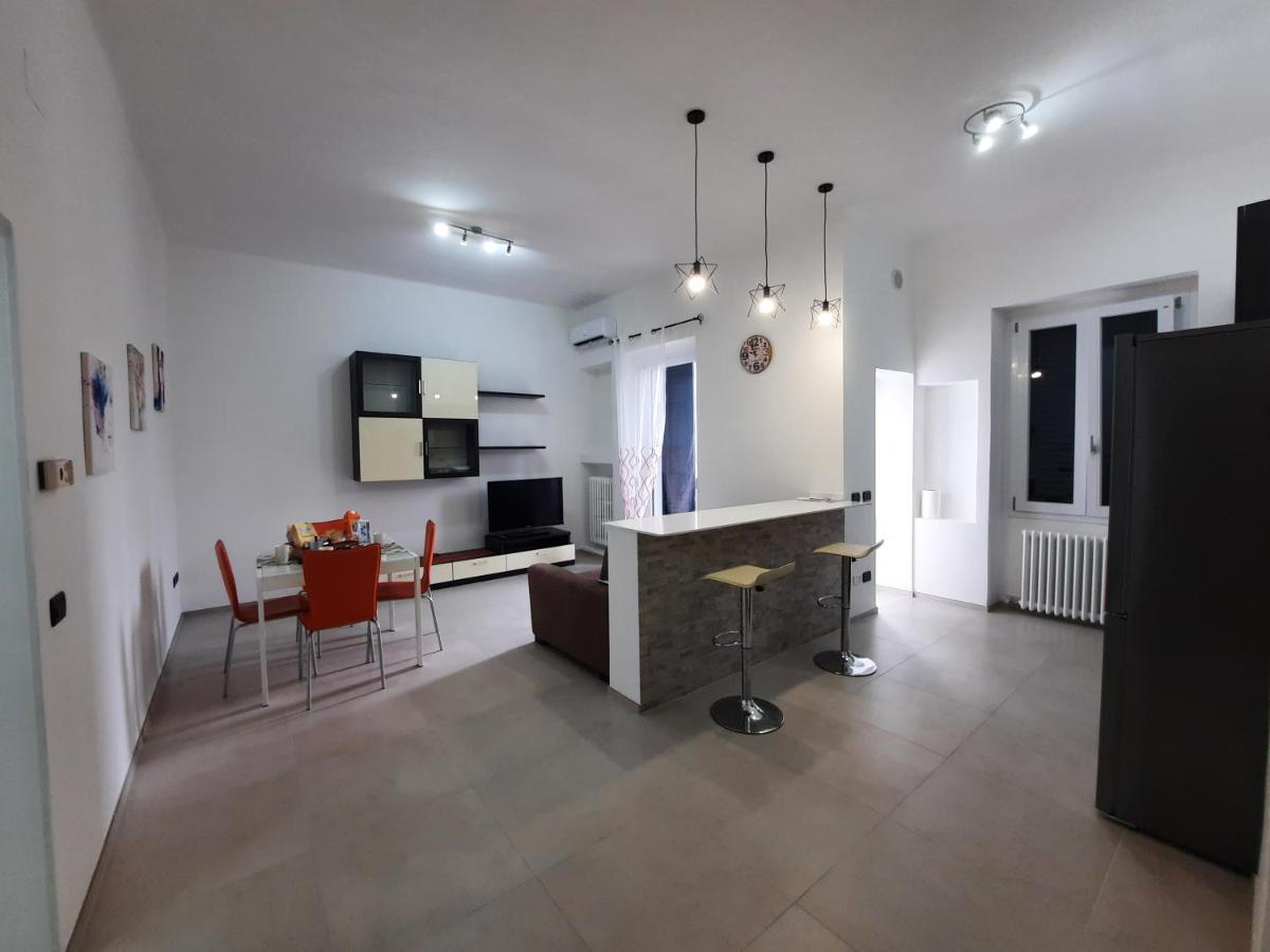 Casa Vacanza Serena Лече Екстериор снимка