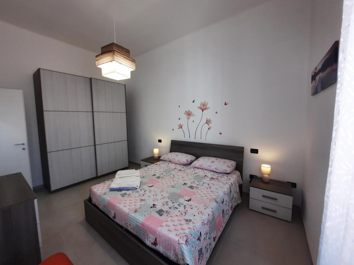 Casa Vacanza Serena Лече Екстериор снимка