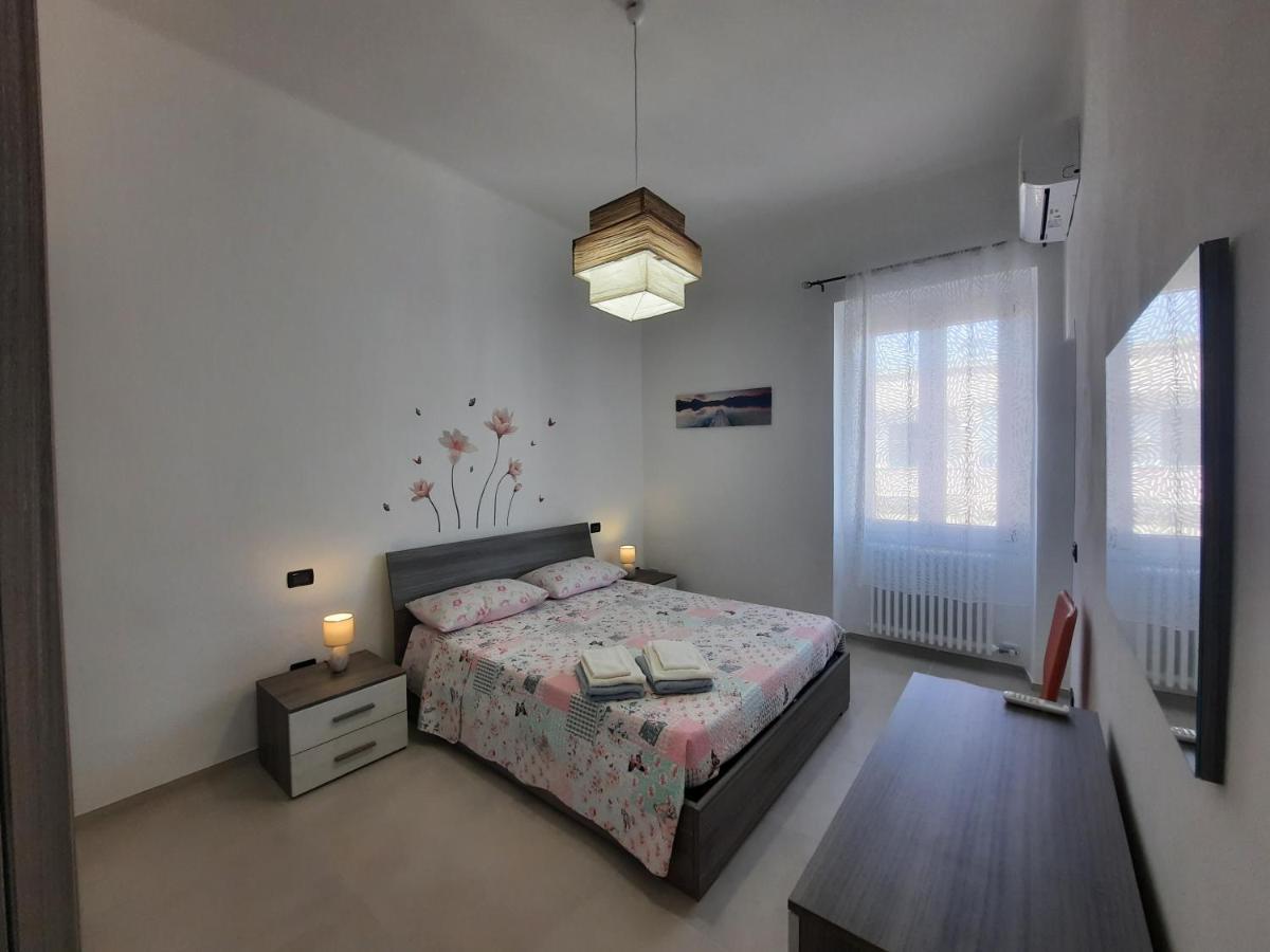 Casa Vacanza Serena Лече Екстериор снимка